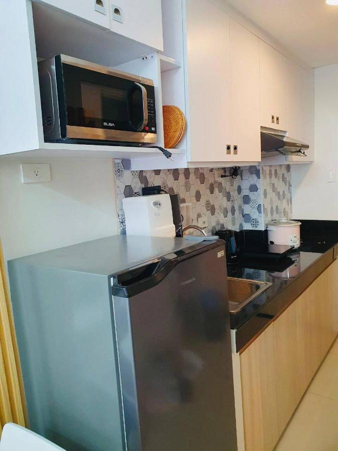 2 Bedroom Condo Vine Residences Quezon City With Pool Wifi Karaoke Board Games Netflix Bagian luar foto