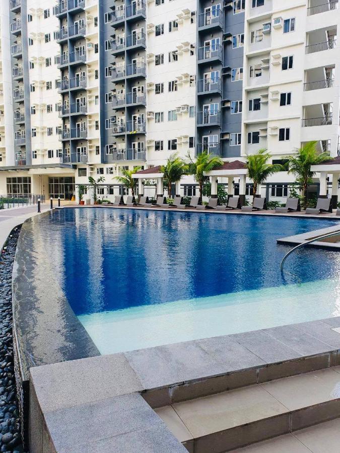 2 Bedroom Condo Vine Residences Quezon City With Pool Wifi Karaoke Board Games Netflix Bagian luar foto